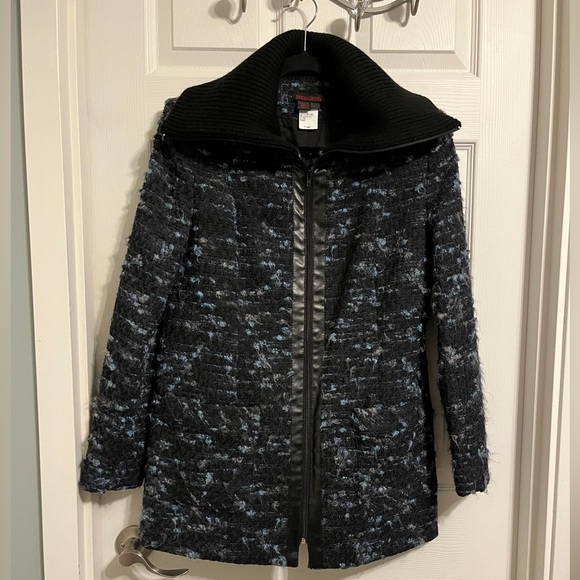 Simon Chang Ladies Coat Size 6 - Picture 2 of 11